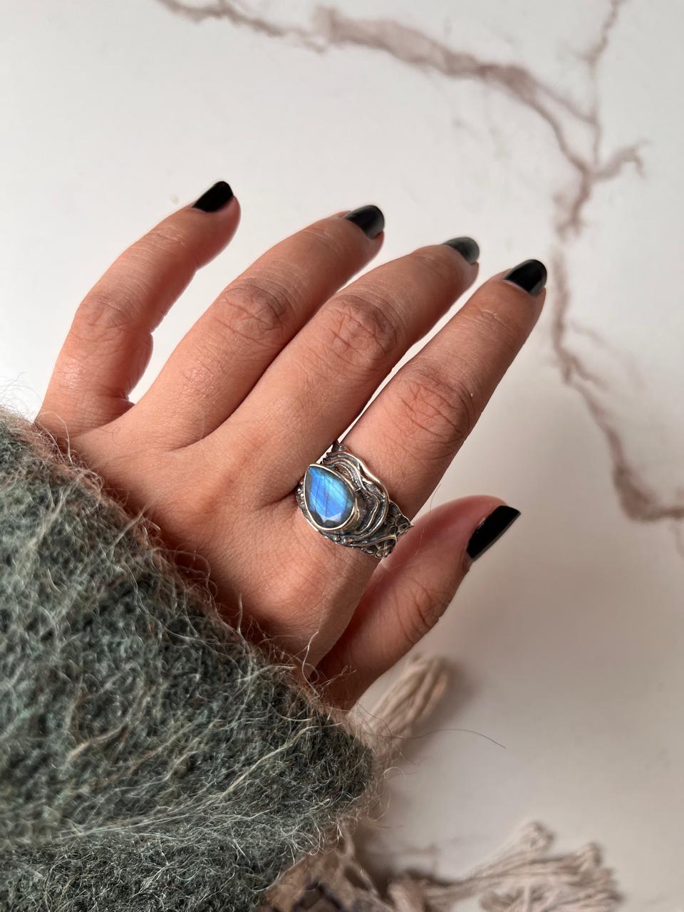 Labradorite Pear Gemstone in Rustic Silver Band Ring
