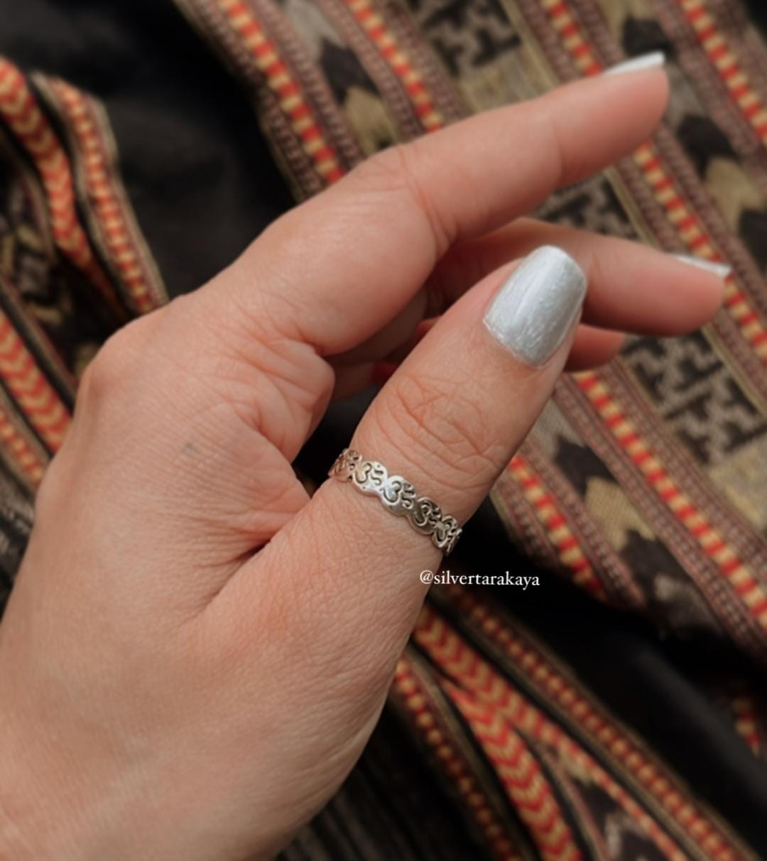 Om/Aum Engraved Circle of Life 925 Silver Ring - Elegant Spiritual Jewelry