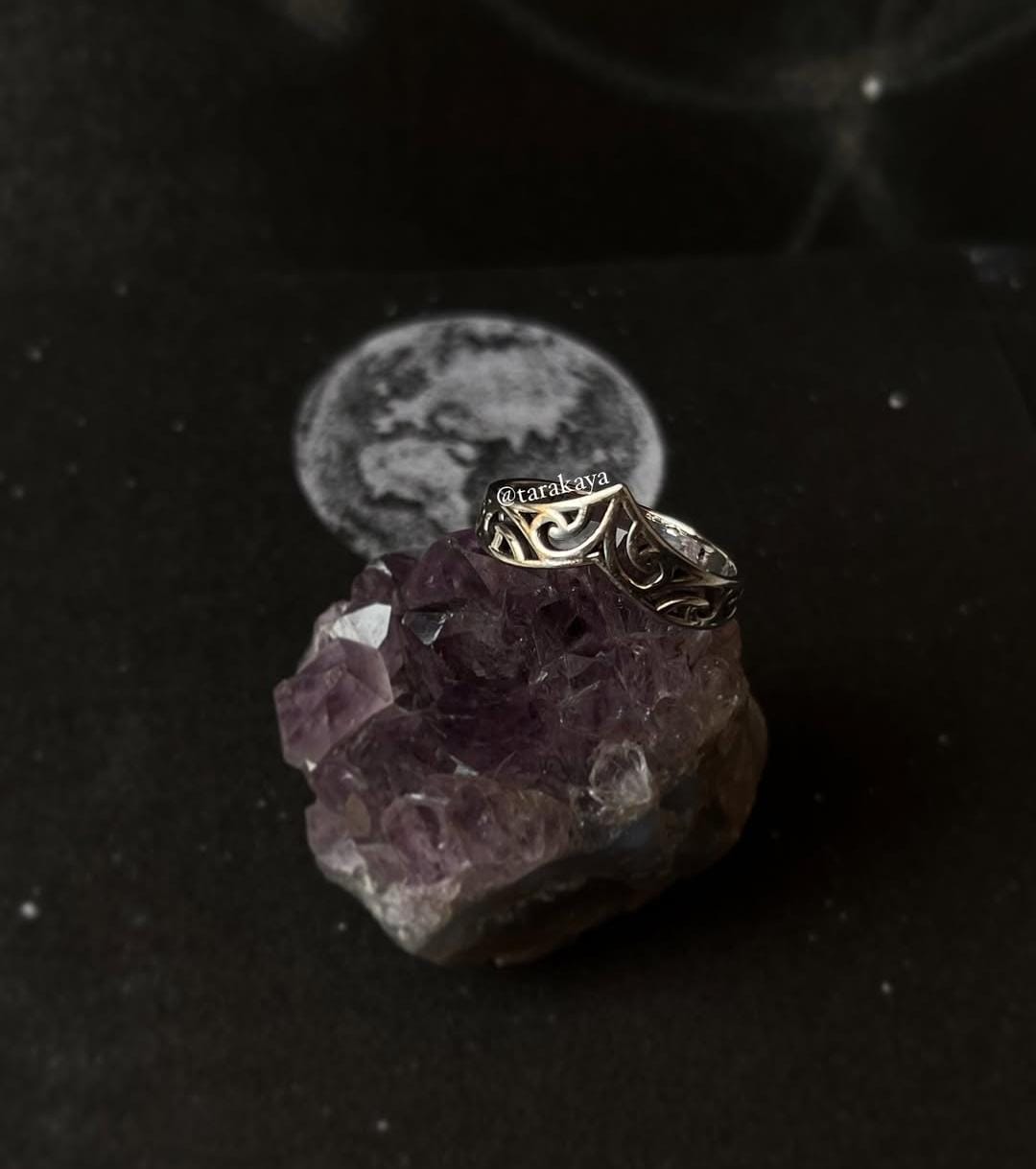 V Filigree Chevron 925 Silver Ring - Vintage Silver Band with Filigree Detail