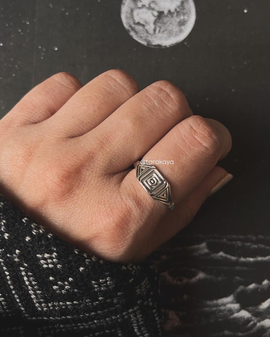 Elegant Tribal Dawn Signet Ring in 925 Silver for Bold Style