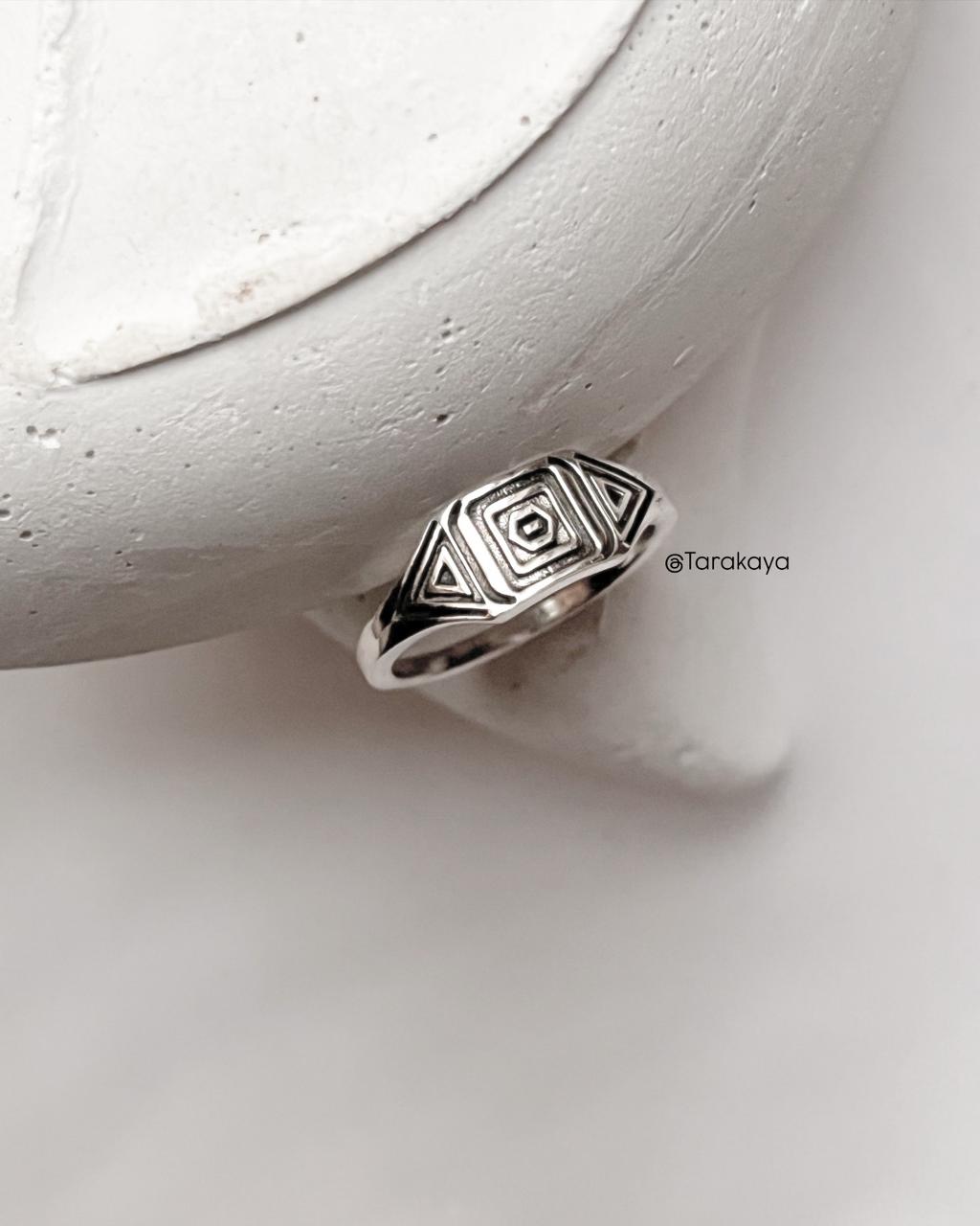 925 Silver Ring with Tribal Dawn Engraving for Custom Fashion