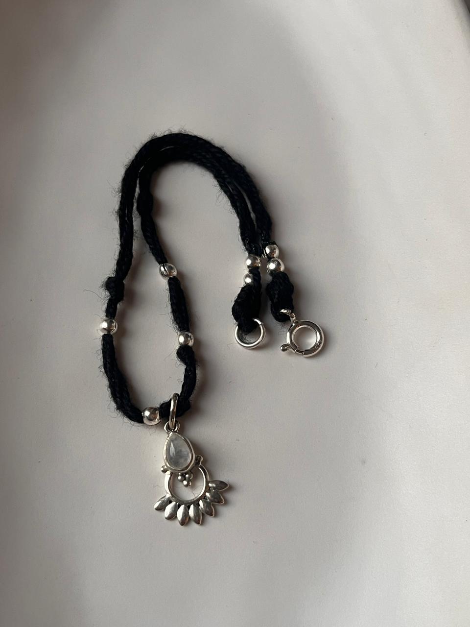 Sterling Silver Nazariya with Moonstone and Floral Rawa Detail