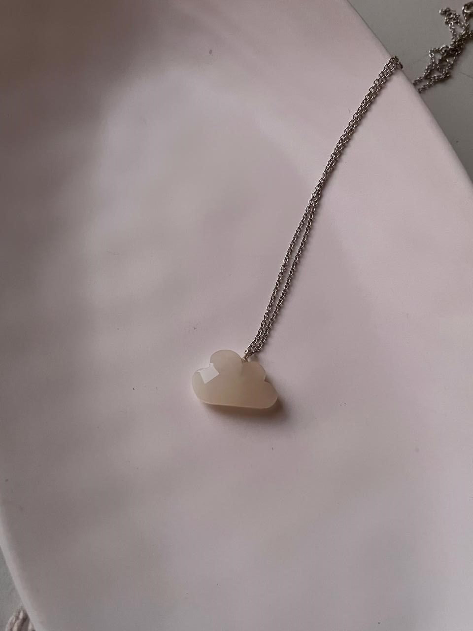 Cloud-Shaped White Moonstone Crystal Necklace with Silver