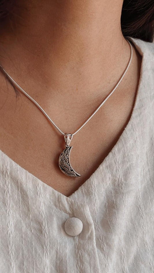 Celestial Moon Floral Silver Pendant for a Nature-Inspired Look