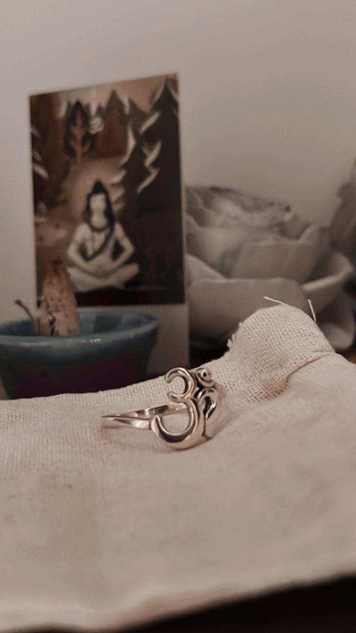 Timeless Plain Om Aum Ring in Silver