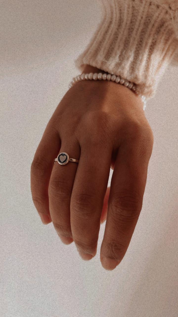 Round Heart Silver Ring with Classic Design