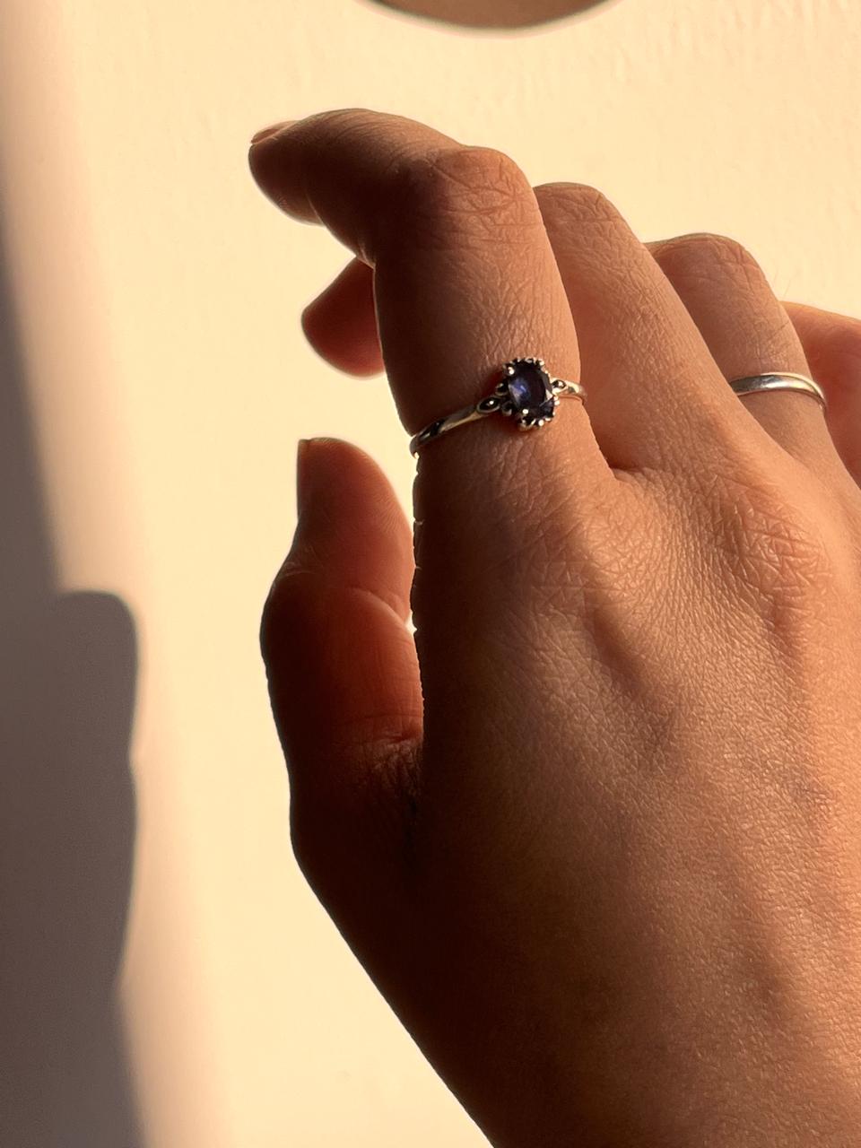 Sophisticated Iolite 925 silver ring with Victorian embellishments