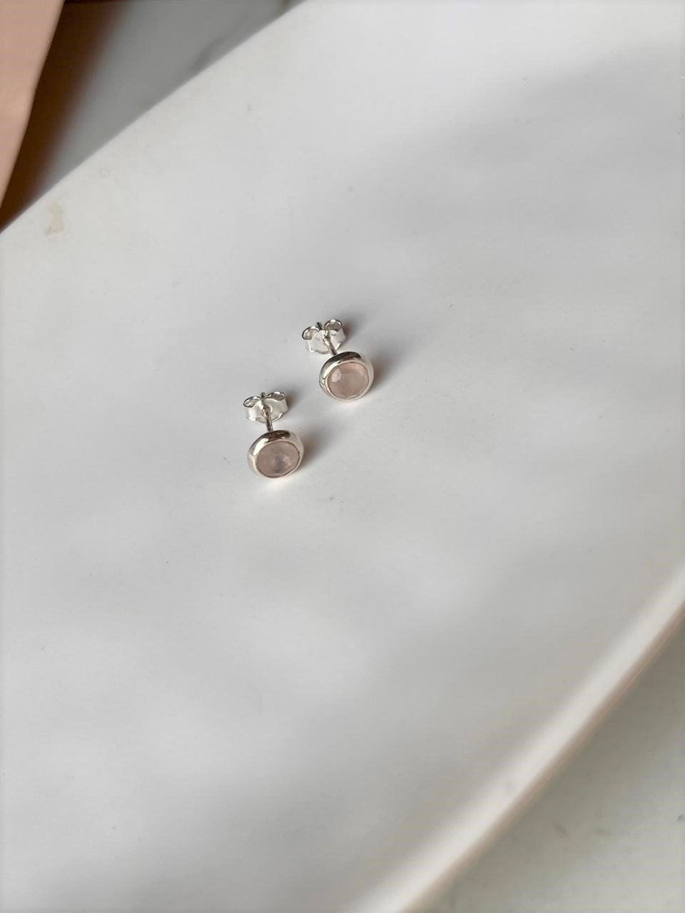 Elegant 6mm Rose Quartz Silver Studs