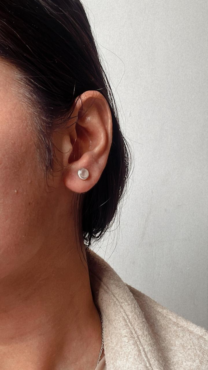 6mm Rose Quartz Gemstone Stud Earrings in Silver