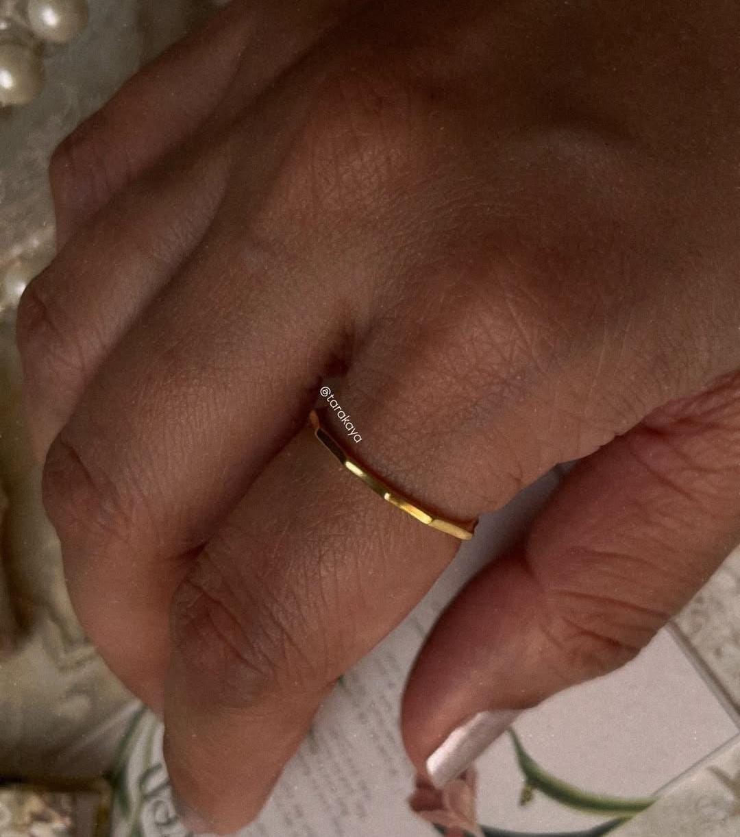 Sleek Gold Vermeil Star Hammered Stackable Ring