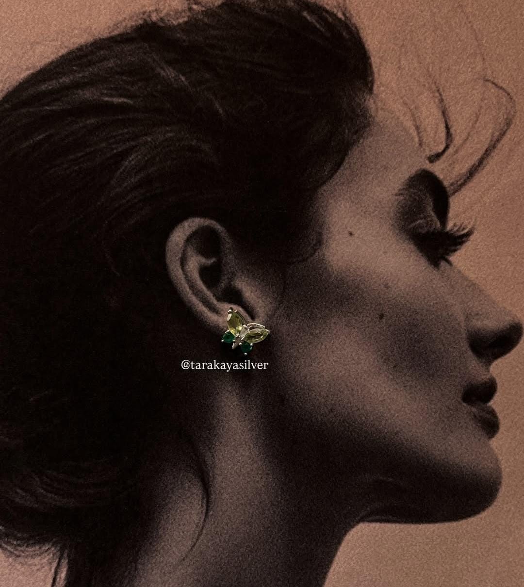 Elegant Butterfly Stud Earrings in 925 Silver with Peridot and Green Onyx