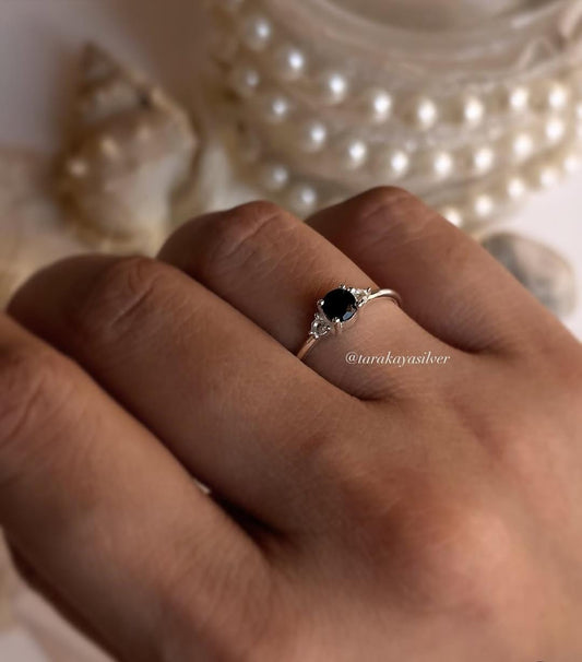 Vintage style solitaire ring with black spinel and white topaz  