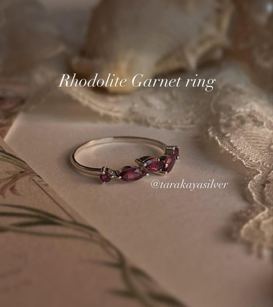 Rhodolite garnet leafy minimal 925 silver ring  