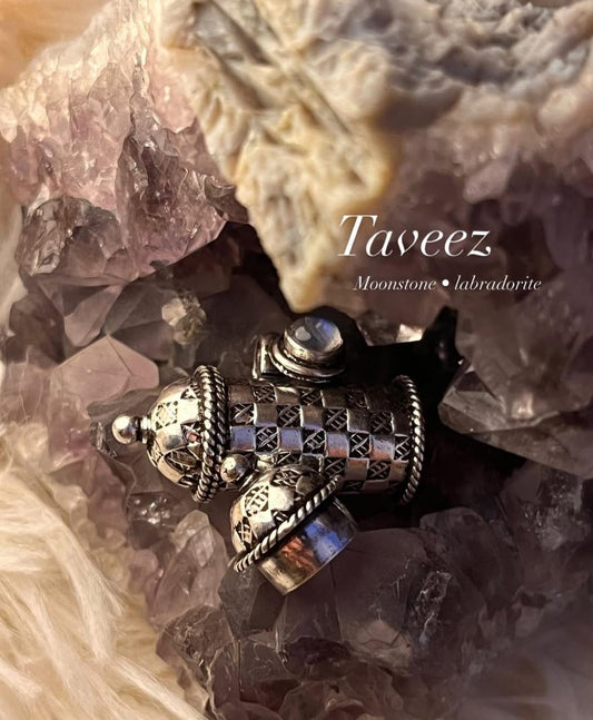 Labradorite Taveez 925 Sterling Silver Pendant