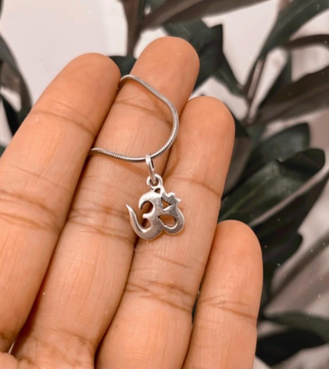 Plain Om/Aum 925 Sterling Silver Pendant