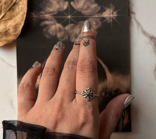Vintage Motif Fleur Labradorite 925 Sterling Silver Ring