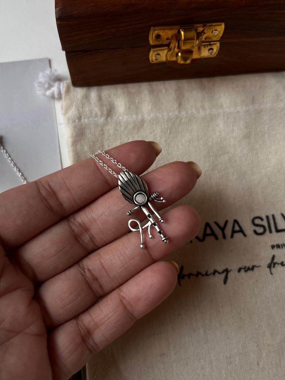 Shree pendant necklace in 925 sterling silver  