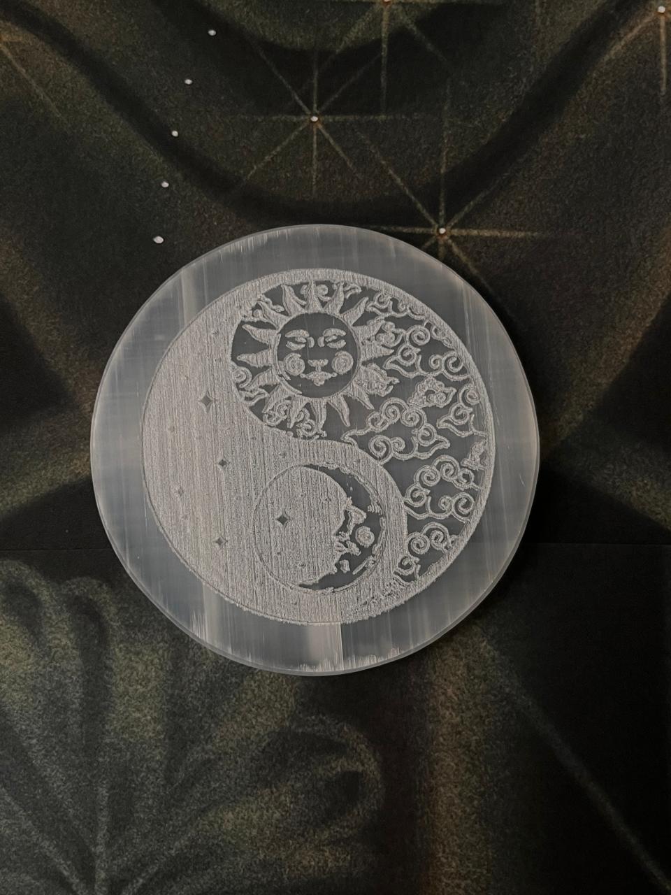 Selenite Charging Plate - Yin Yang- Moon Sun & Stars