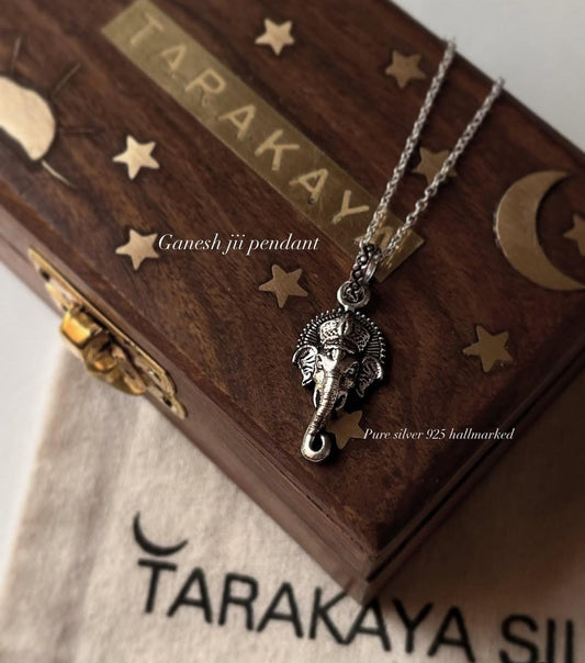 Ganesha face big silver pendant on chain, pure 925 silver, elegant gift idea for special occasions.