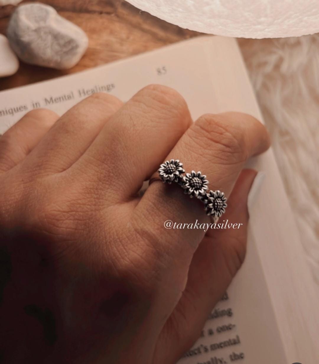 3 Daises 925 Sterling Silver Ring