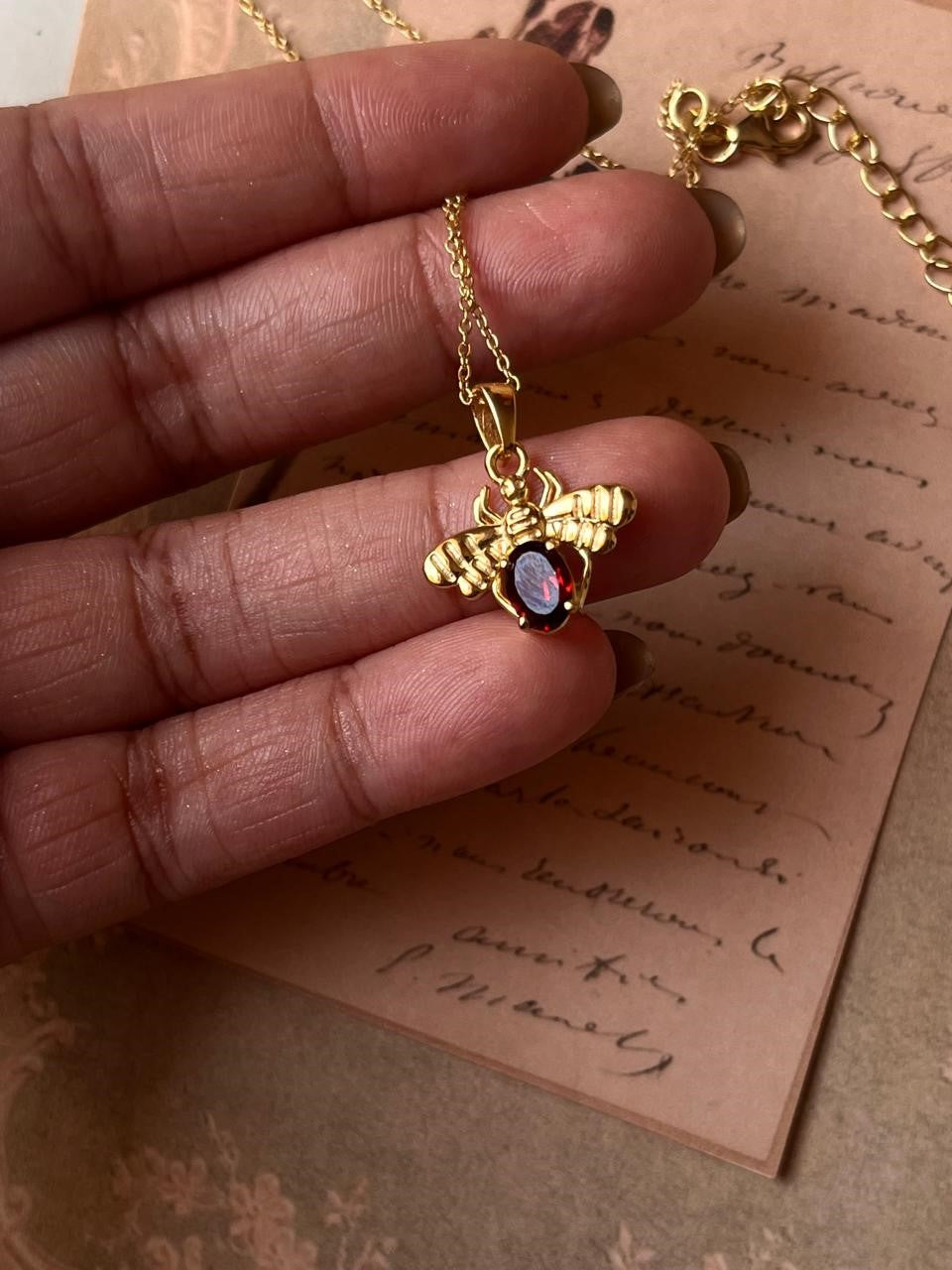 Elegant Gold Vermeil Bee Pendant Necklace with Garnet 925 Silver  