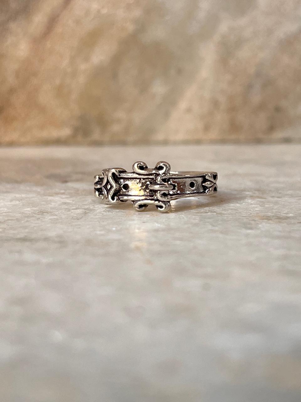 Vintage Belt 925 Sterling Silver Ring