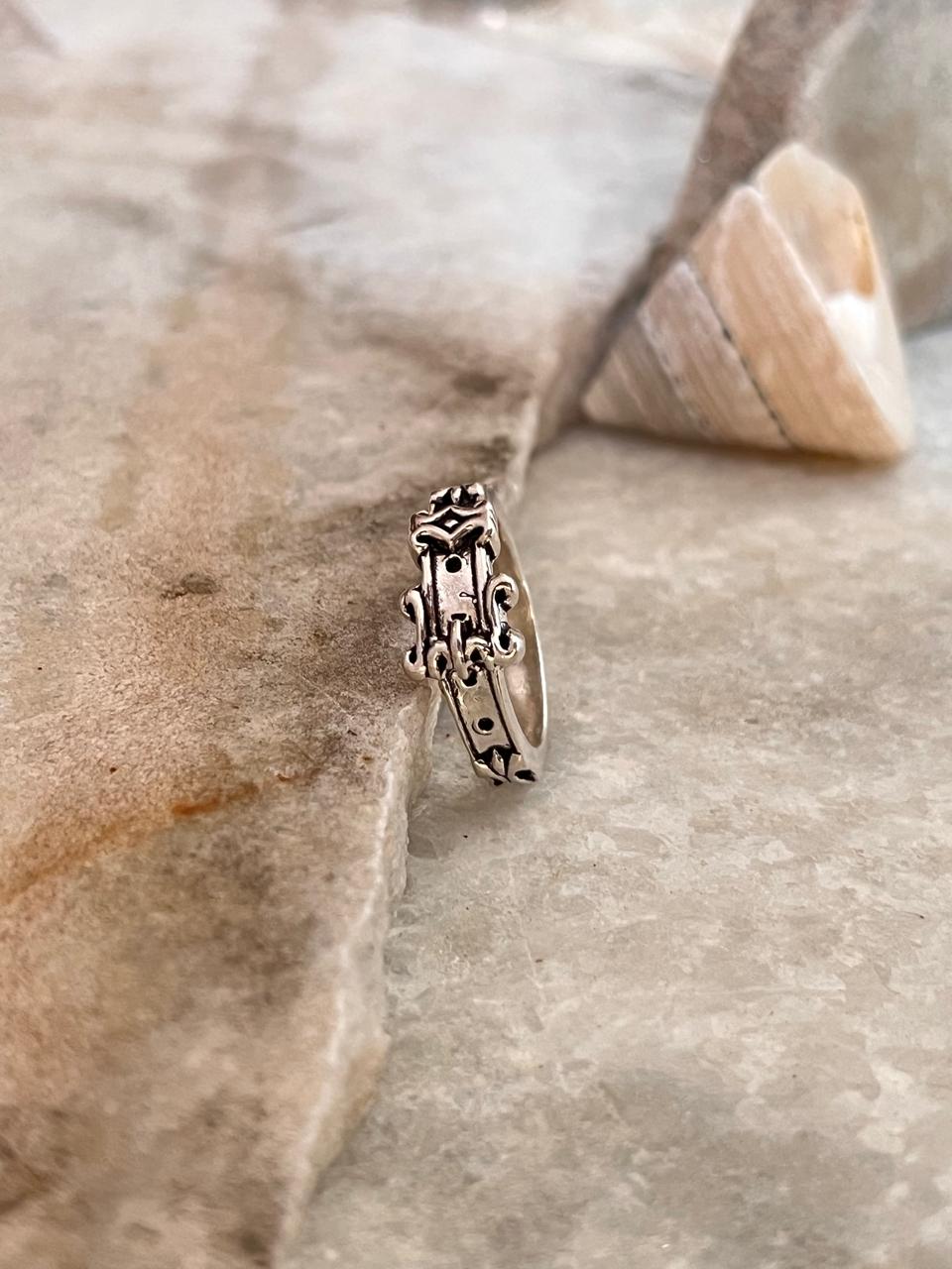 Vintage Belt 925 Sterling Silver Ring