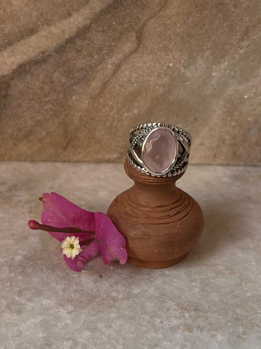 Minimalist 925 sterling silver twig textured band ring with rose quartz centerpiece