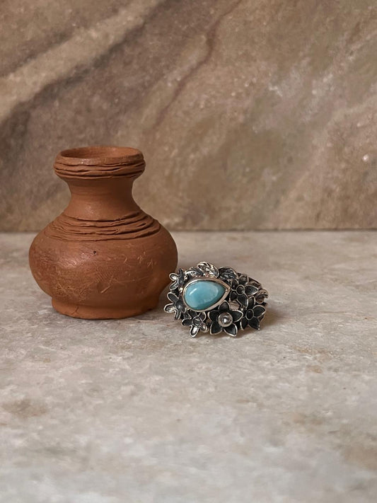 Women's 925 sterling silver forest-inspired Larimar statement ring