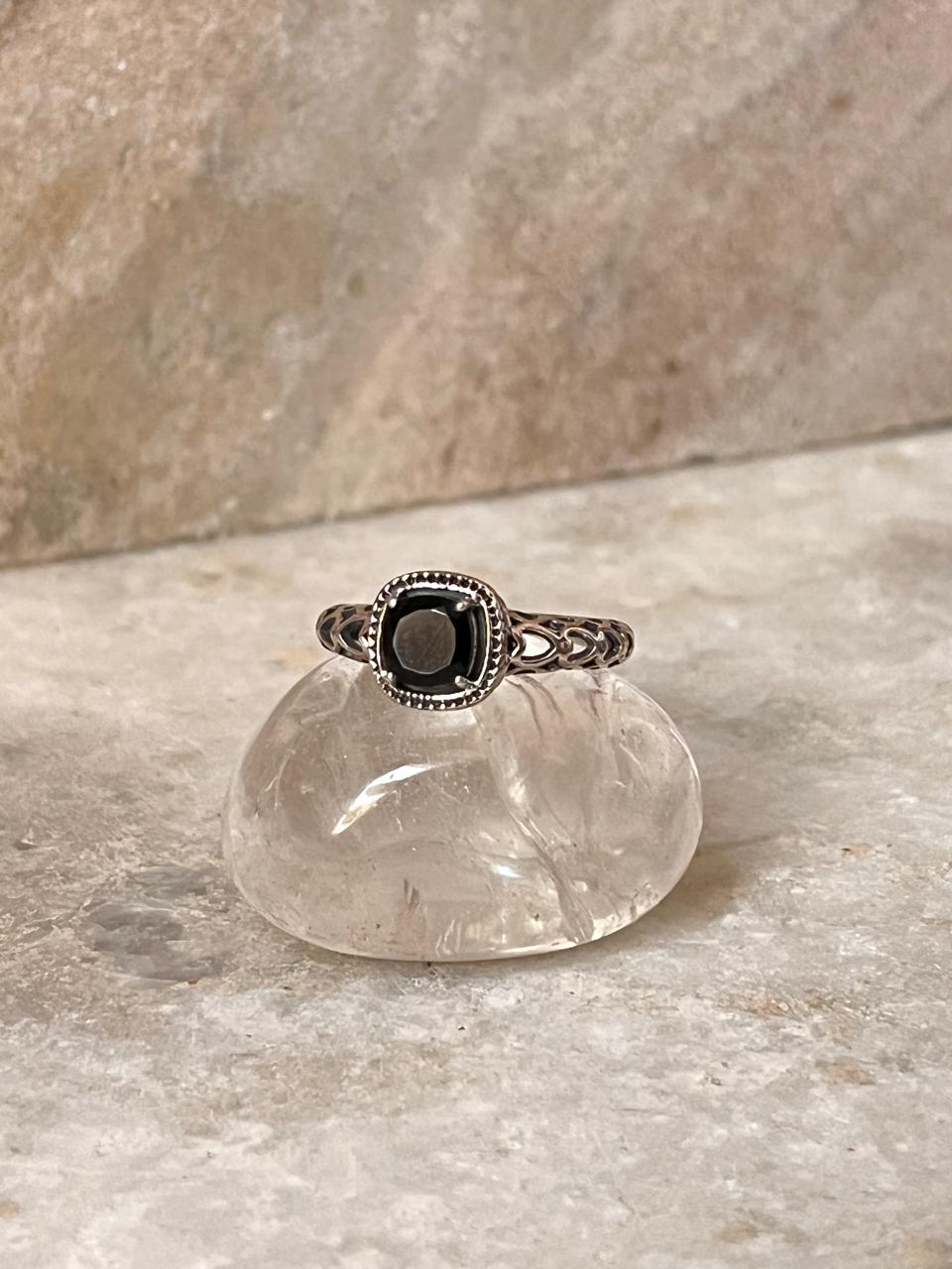 Black Onyx Heart Band 925 Sterling Silver Ring
