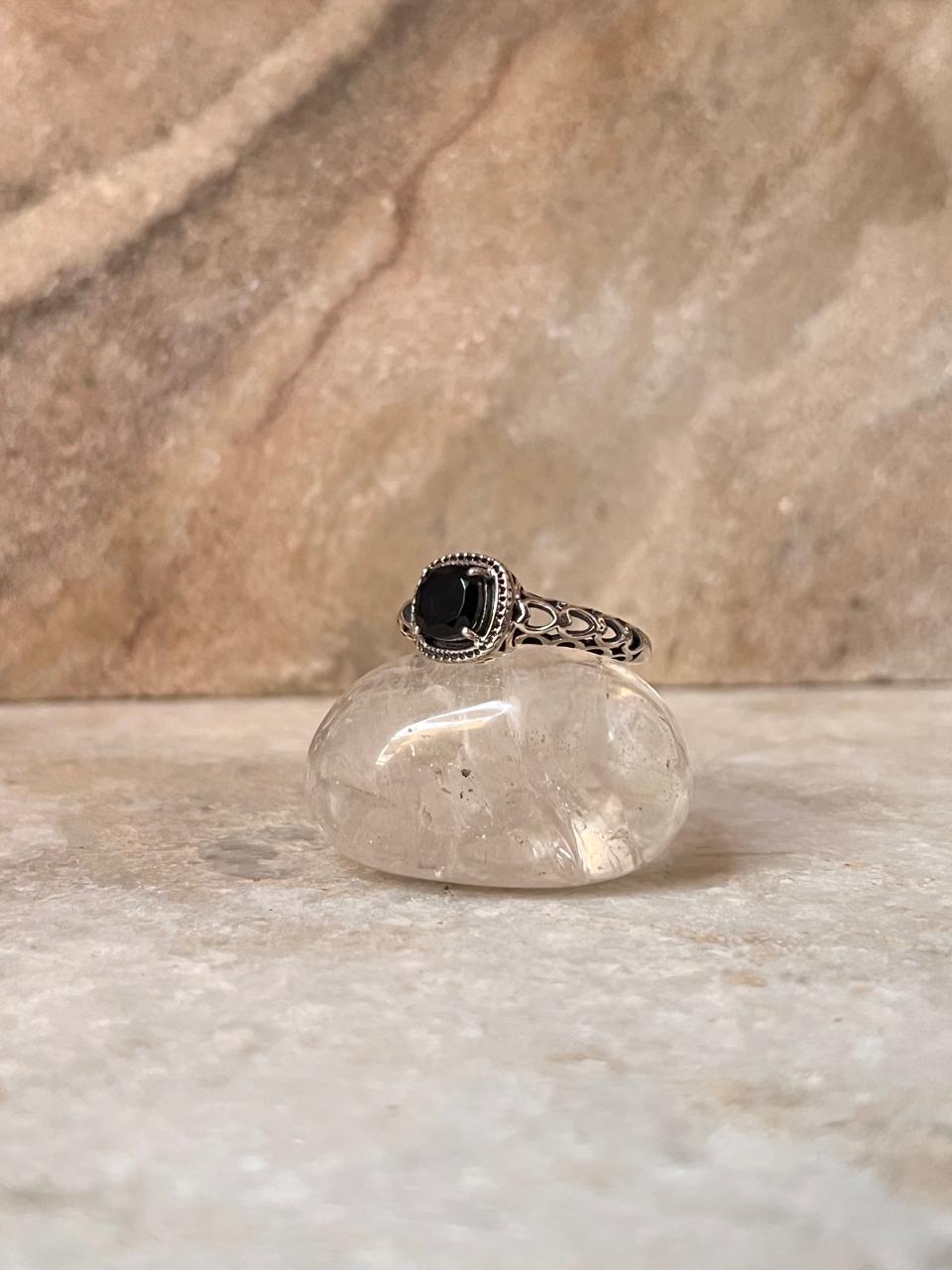 Black Onyx Heart Band 925 Sterling Silver Ring