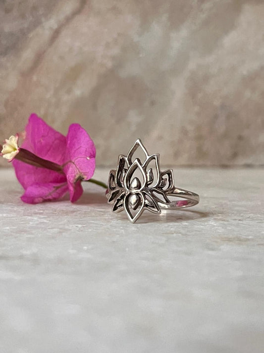 Big Divine Lotus 925 Sterling Silver Ring