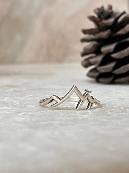 Mountains Stackable 925 Sterling Silver Ring
