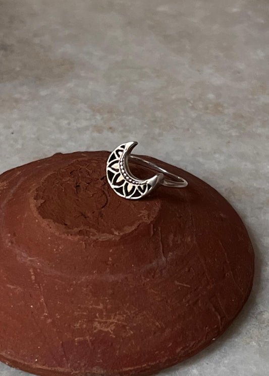 Handmade 925 Sterling Silver Moon Design Ring