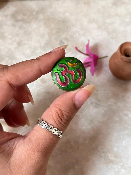 Om/Aum Engraved Circle of Life 925 Sterling Silver Ring