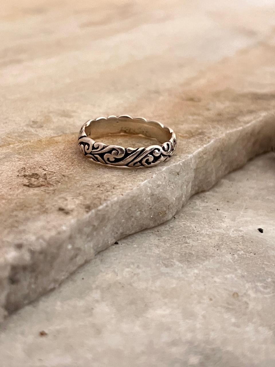 Medium Vintage Motif Band 925 Sterling Silver Ring
