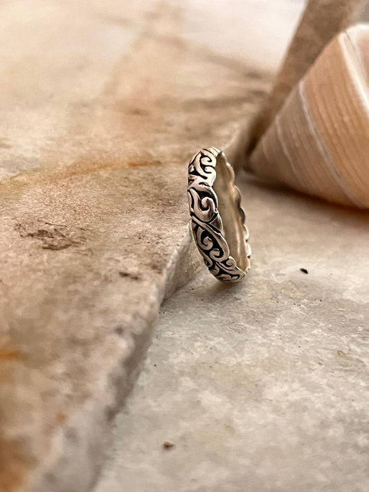 Medium Vintage Motif Band 925 Sterling Silver Ring - Tarakaya Silver
