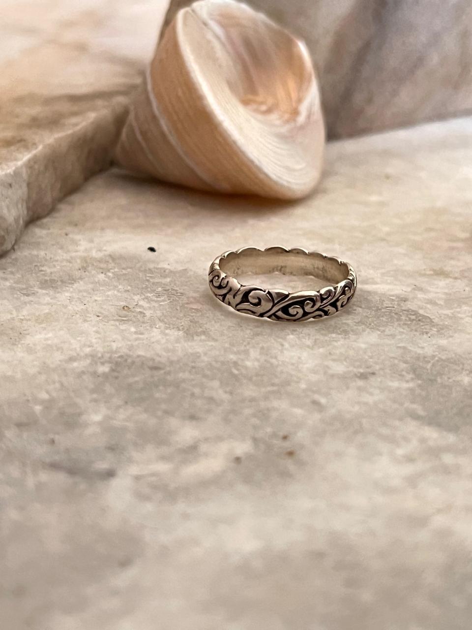 Medium Vintage Motif Band 925 Sterling Silver Ring