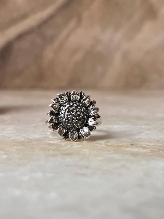 Big Sunflower Detailed 925 Sterling Silver Ring