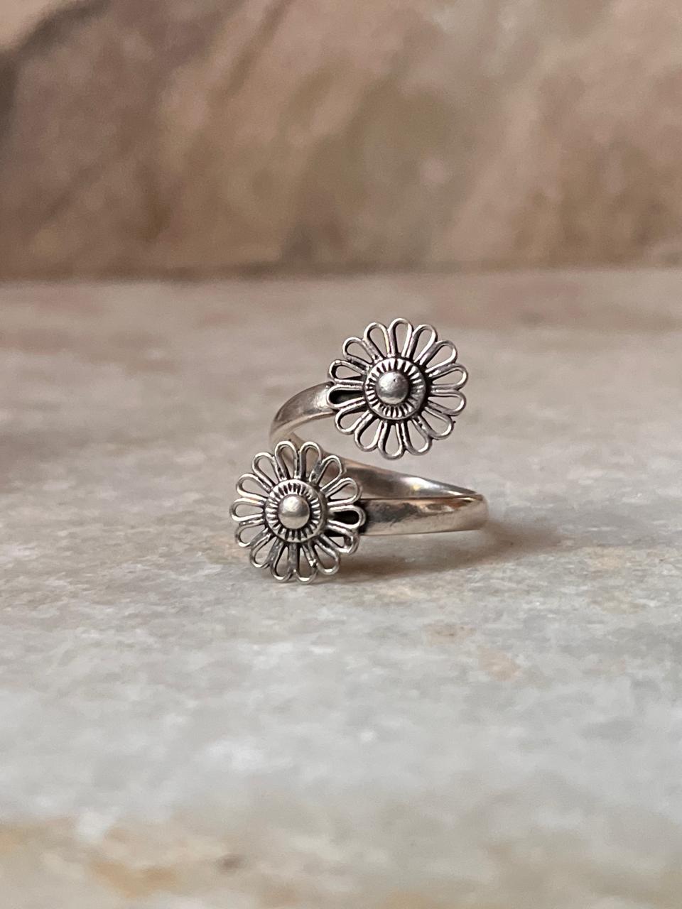 Phool Antique Flower Handcrafted Adjustable 925 Sterling Silver Ring