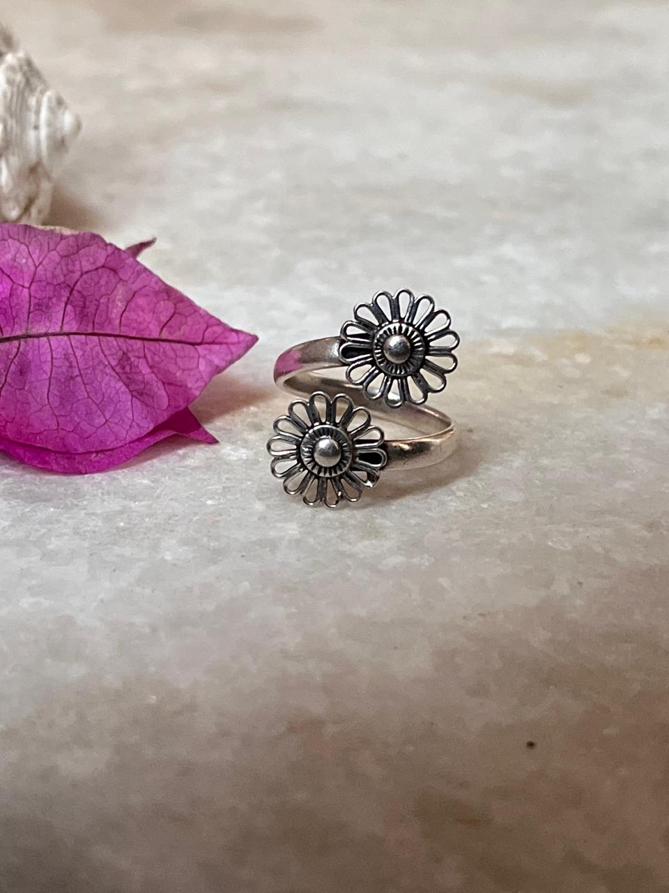 Phool Antique Flower Handcrafted Adjustable 925 Sterling Silver Ring