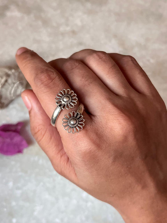 925 Sterling Silver Phool Antique Hill Tribe Flower Handcrafted Adjustable Ring