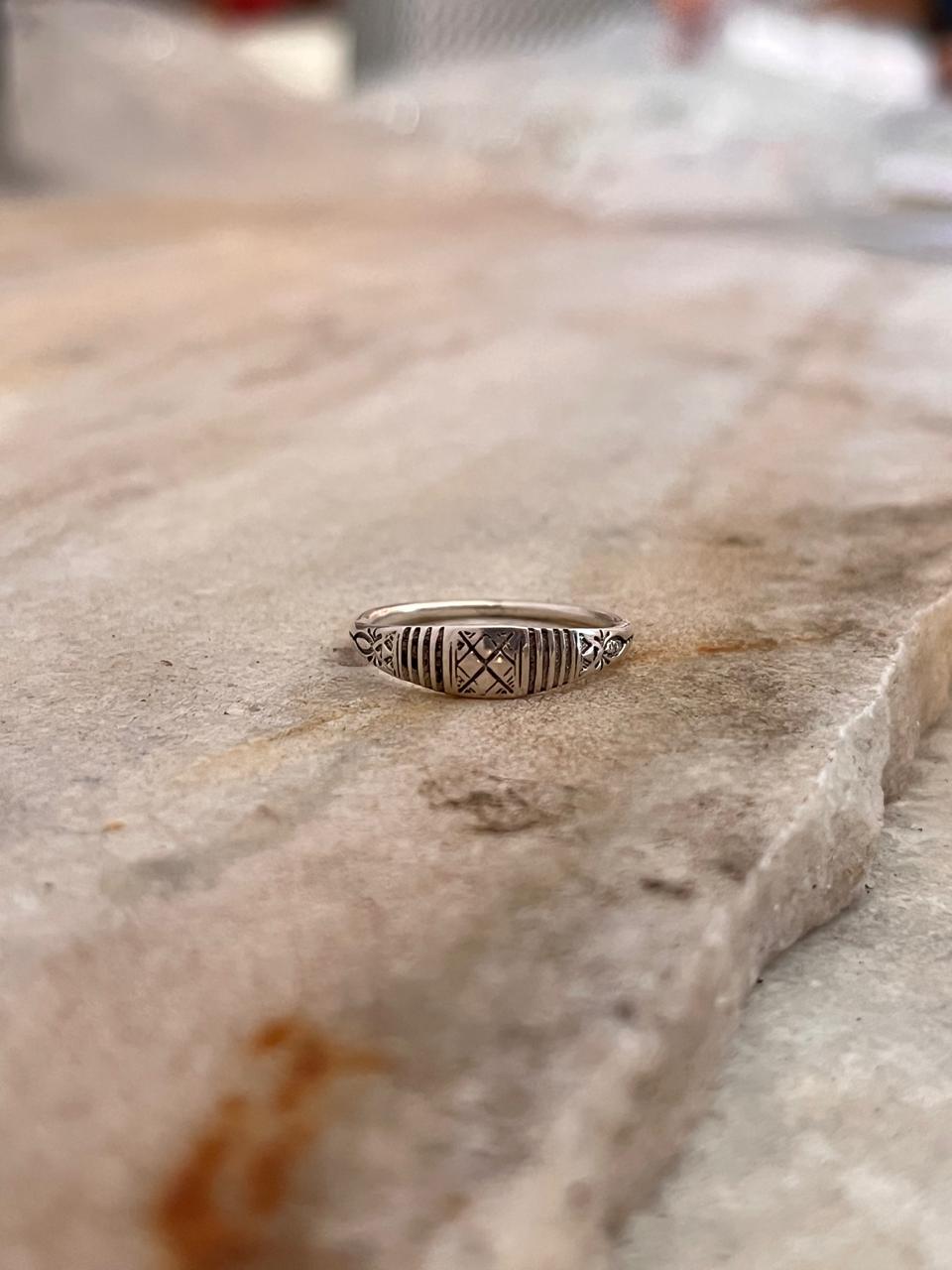 Tribey Engraved 925 Sterling Silver Band Ring