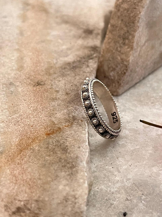 Handcrafted Balinese pattern 925 sterling silver ring