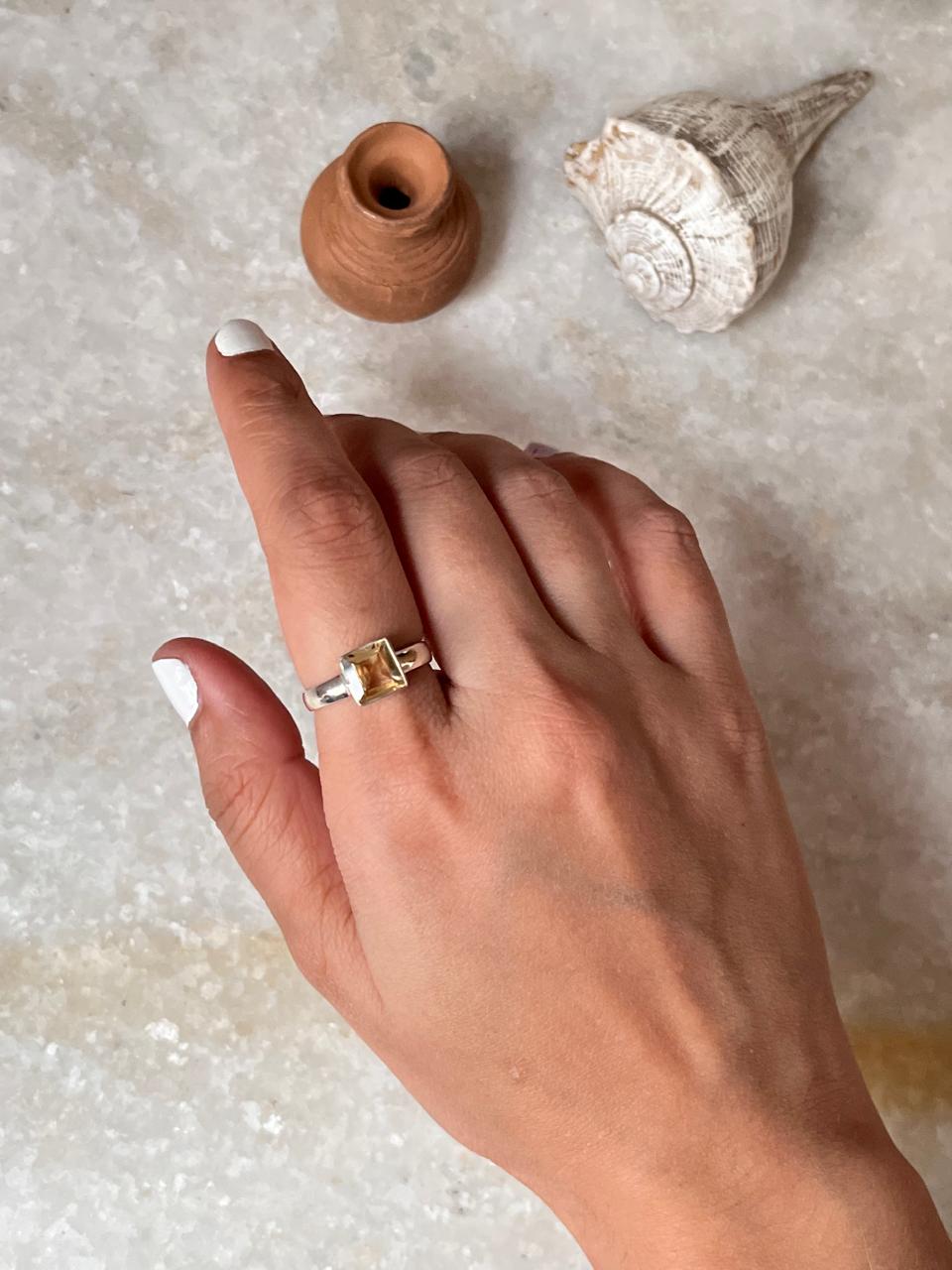 Citrine Square Cut Stone 925 Sterling Silver Ring