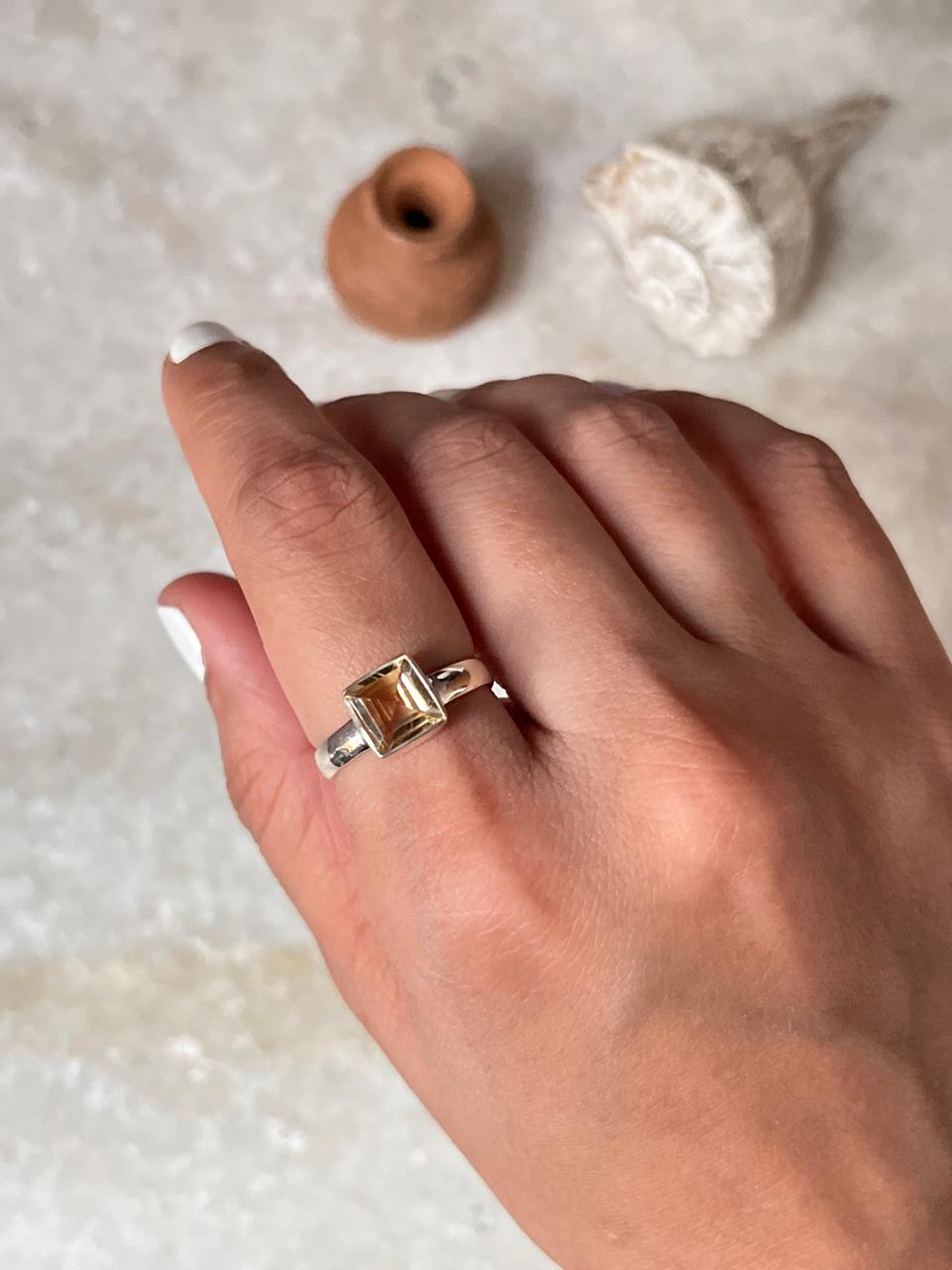 Citrine Square Cut Stone 925 Sterling Silver Ring