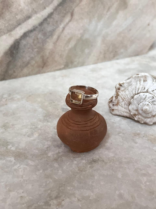 Citrine Square Cut Stone 925 Sterling Silver Ring