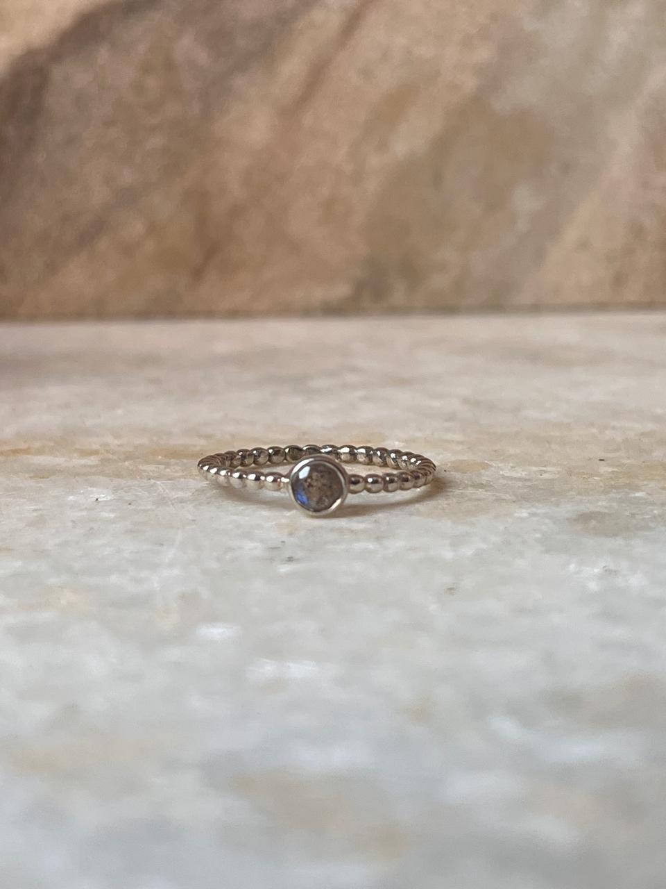Full Dot Band Labradorite 925 Sterling Silver Ring