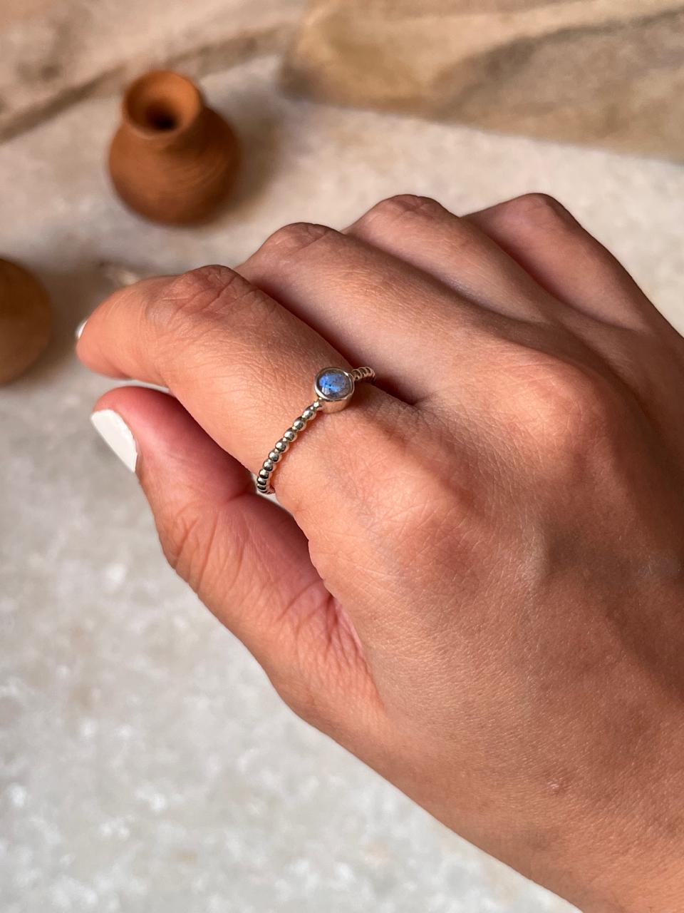 Full Dot Band Labradorite 925 Sterling Silver Ring
