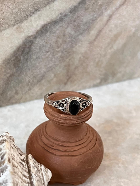 Black Onyx Flower 925 Sterling Silver Ring